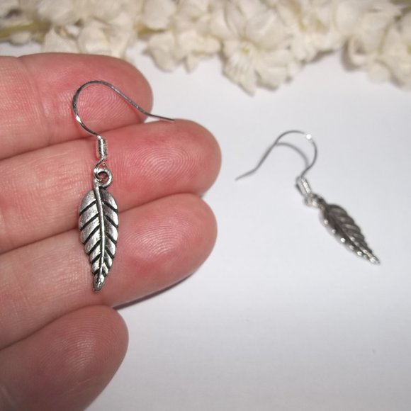 Silver Minimalist Leaf Earrings Dangle Drop Small Delicate Dainty Jewelry 6991 - Picture 6 of 8